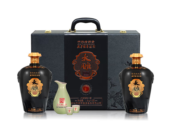 杭州咸亨酒店太雕黄酒回收太雕2007原酿礼盒1.5kg*2糯米酒半甜绍兴黄酒行情价格